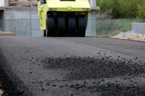 Best Residential Driveway Paver Services  in Bloomington, CA